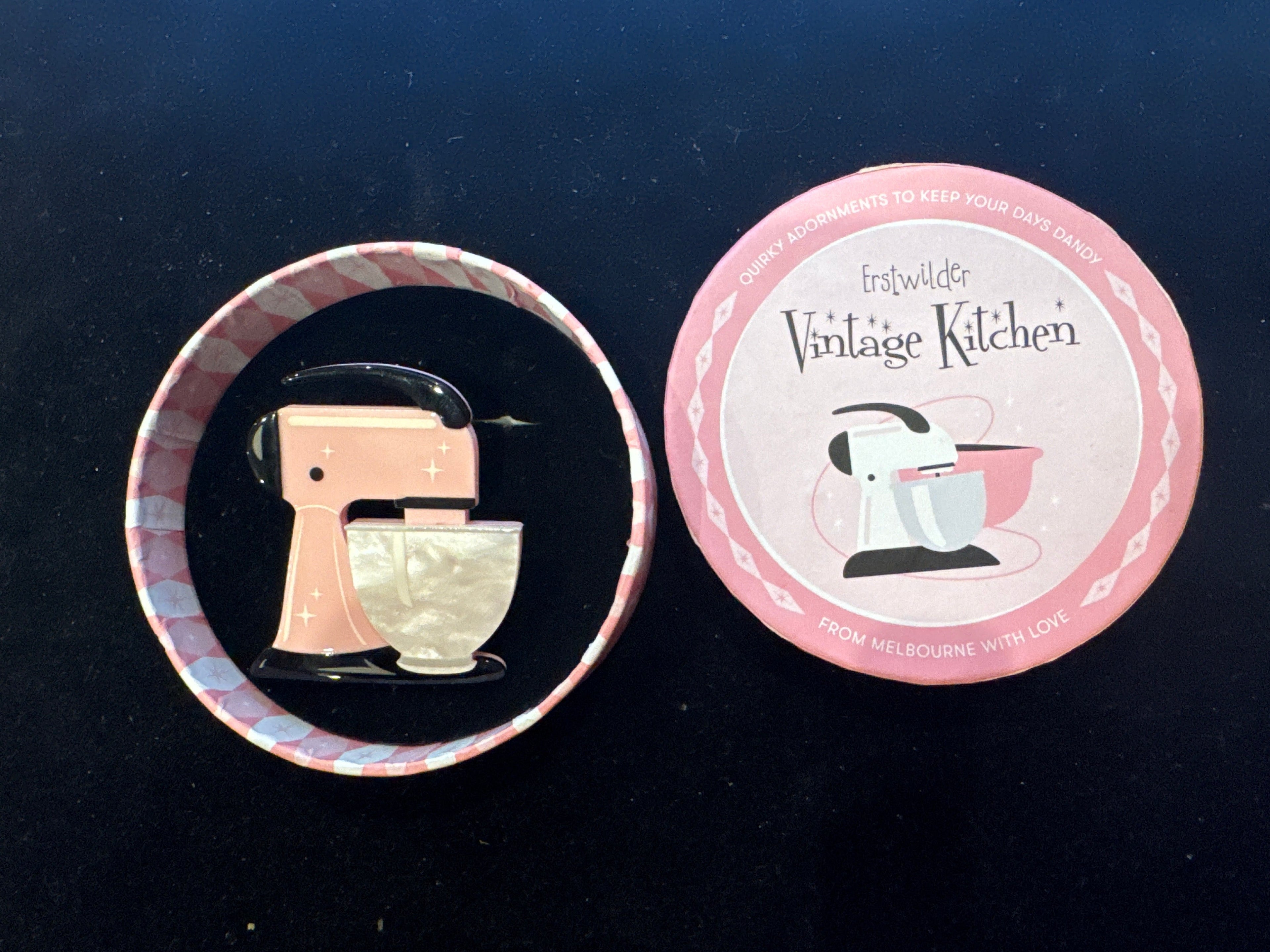 ERSTWILDER VINTAGE KITCHEN PINK- SPIN ME RIGHT ROUND  - RESIN BROOCH