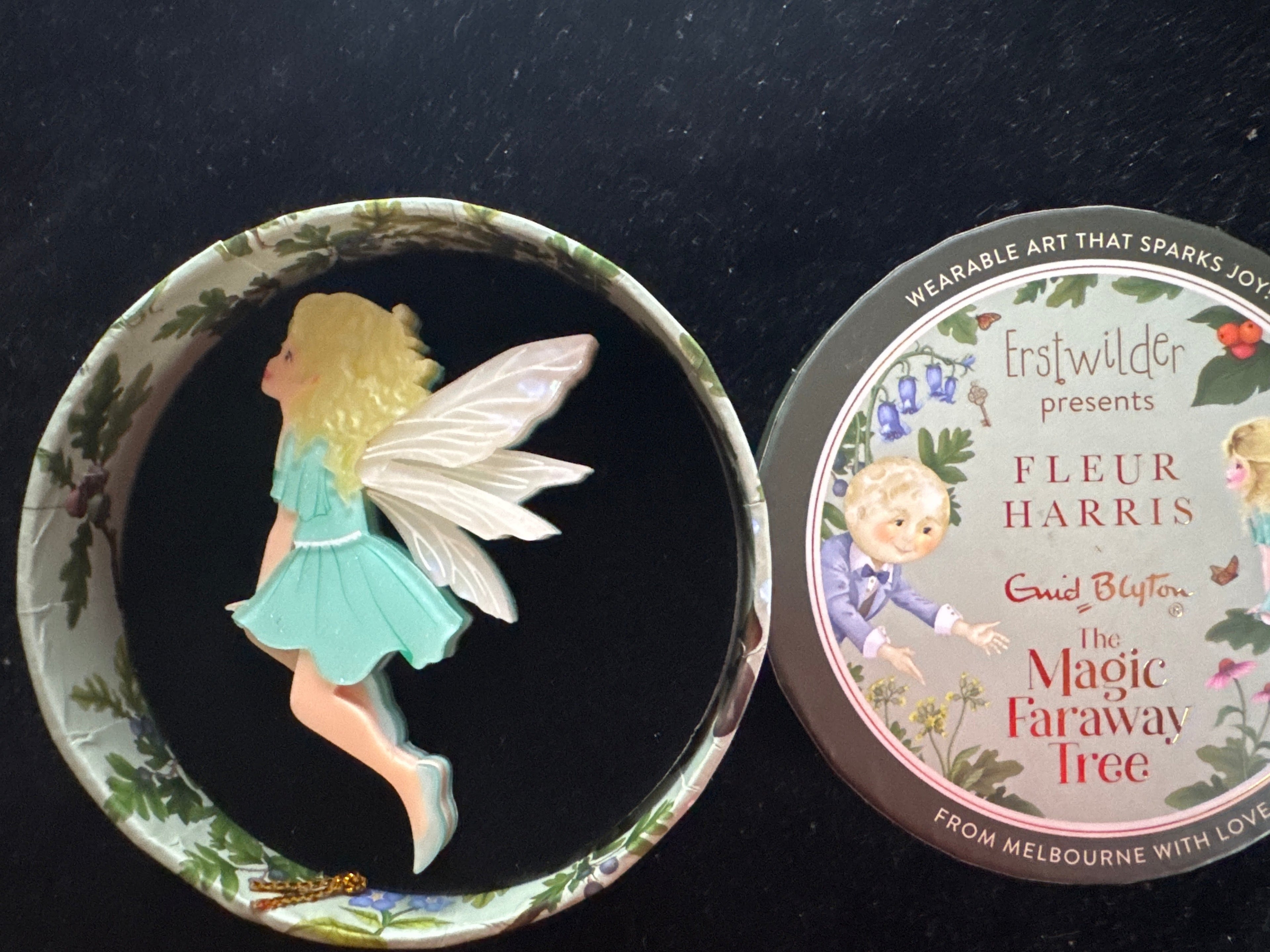 ERSTWILDER FLEUR HARRIS ENID BLYTON THE  MAGIC FARAWAY TREE -SILKY THE FAIRY- RESIN BROOCH