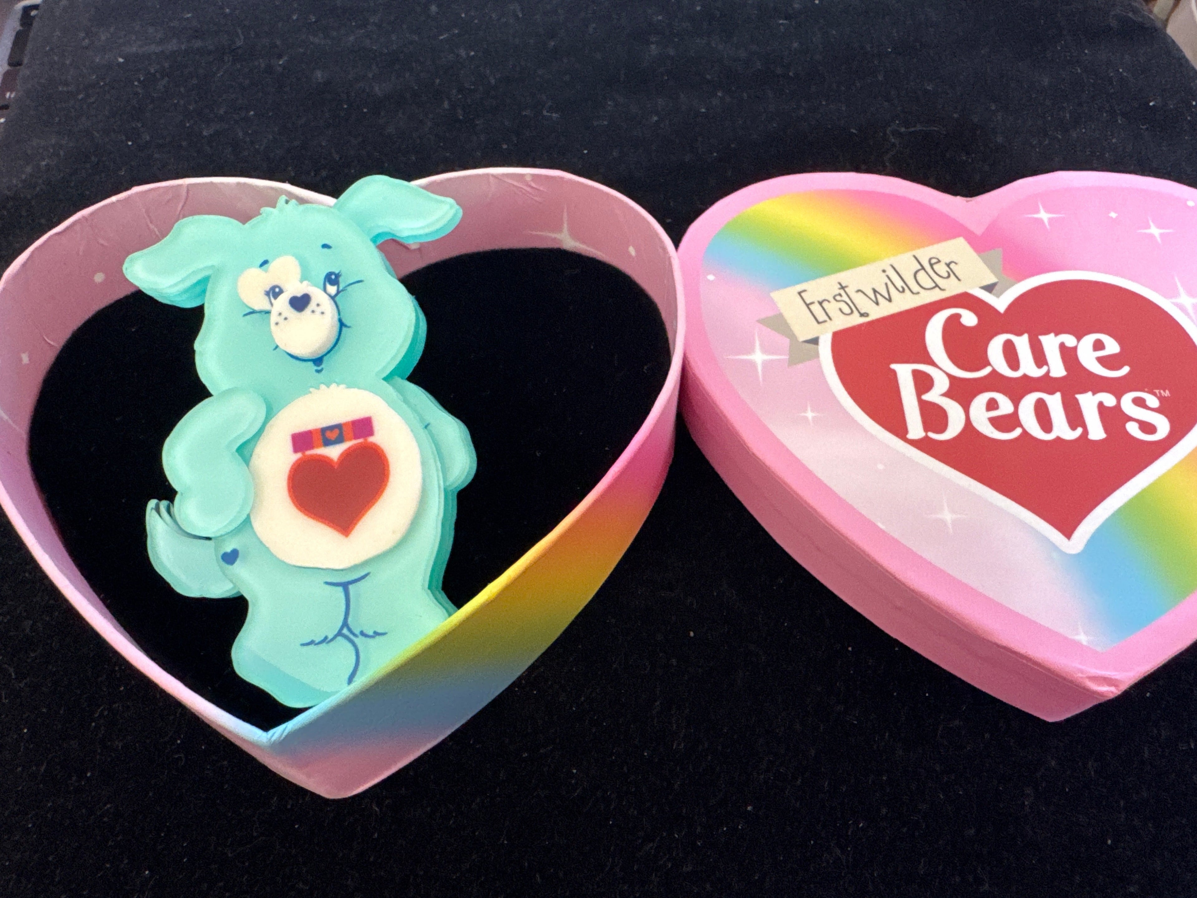 ERSTWILDER  CARE BEARS -LOYAL HEART DOG -RESIN BROOCH