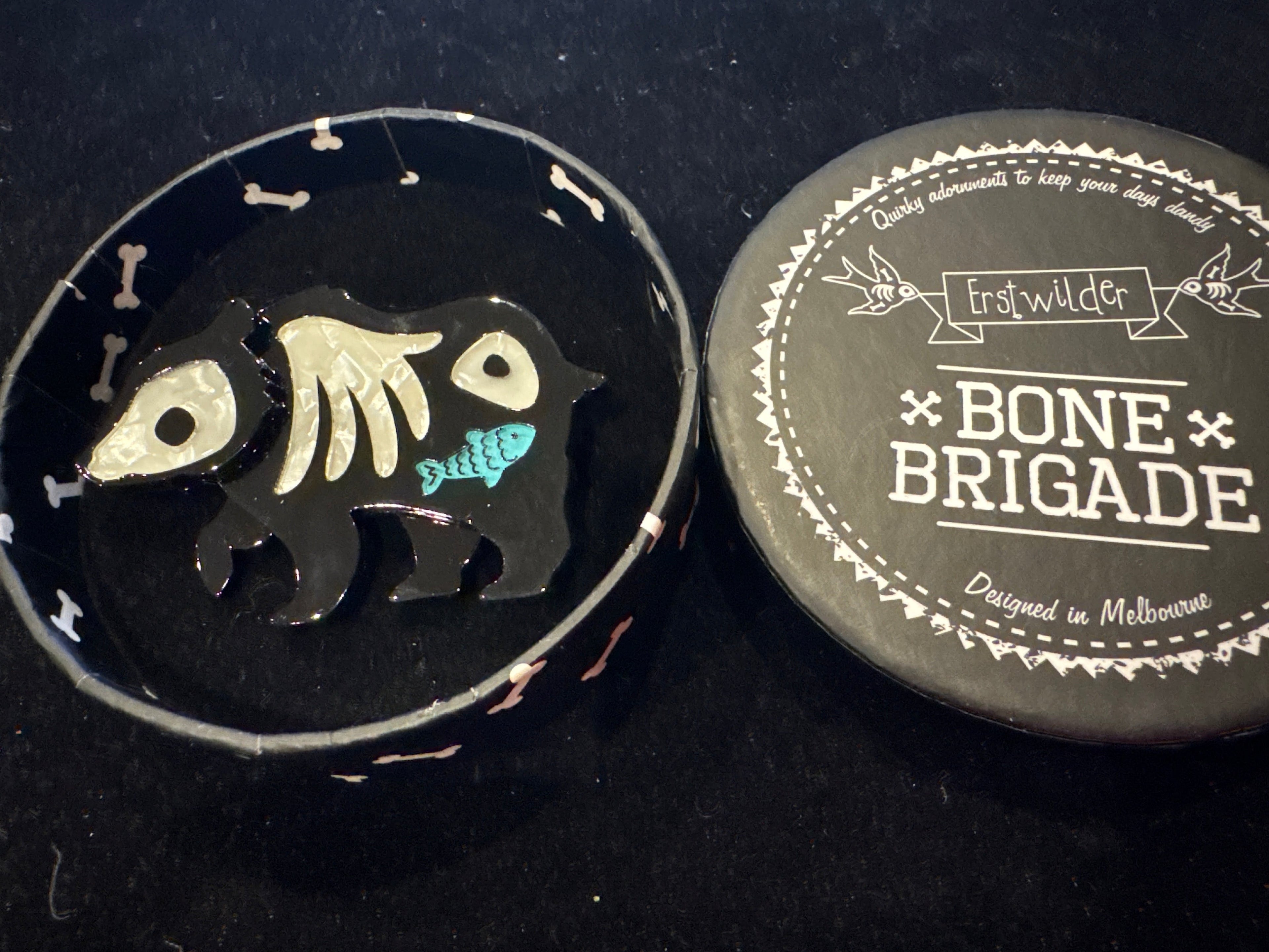 ERSTWILDER BONE BRIGADE- GRIZZLY GRUESOME- RESIN BROOCH
