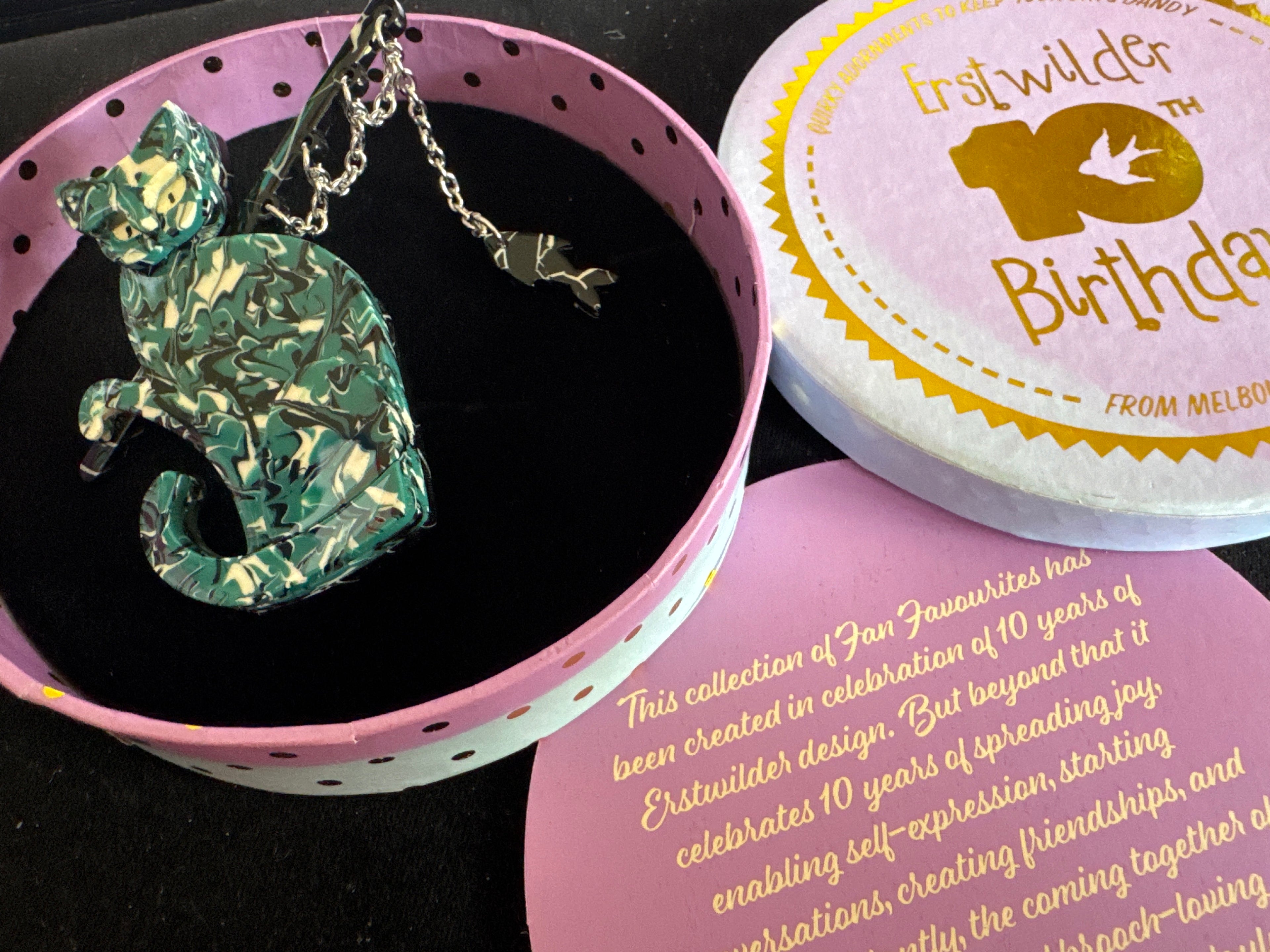 ERSTWILDER  10th BIRTHDAY- THE FAMOUS FISHING CAT- RESIN BROOCH RETIRED