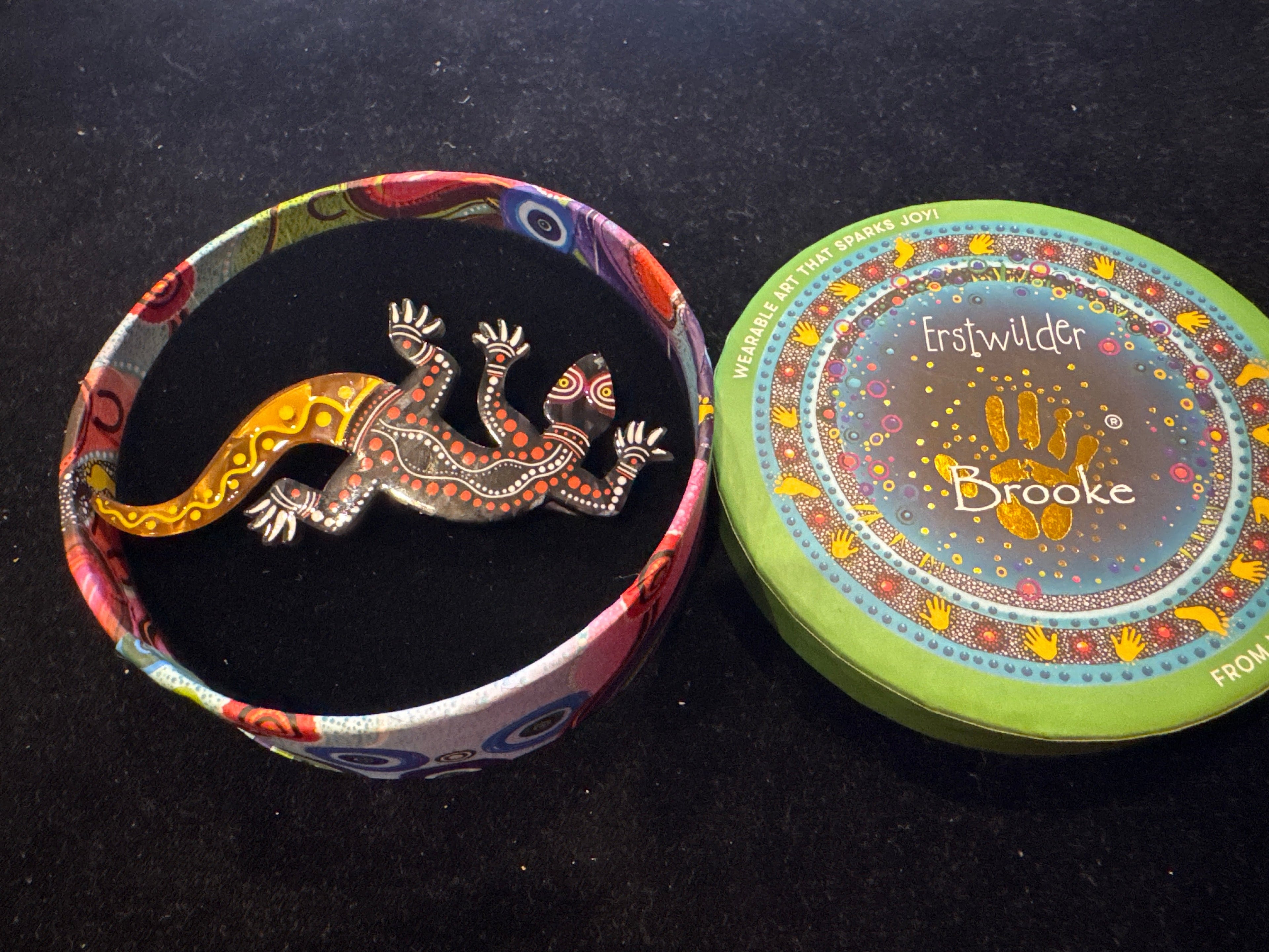 ERSTWILDER BROOKE SUTTON- JURUTU GOANNA- BROOCH- RESIN BROOCH