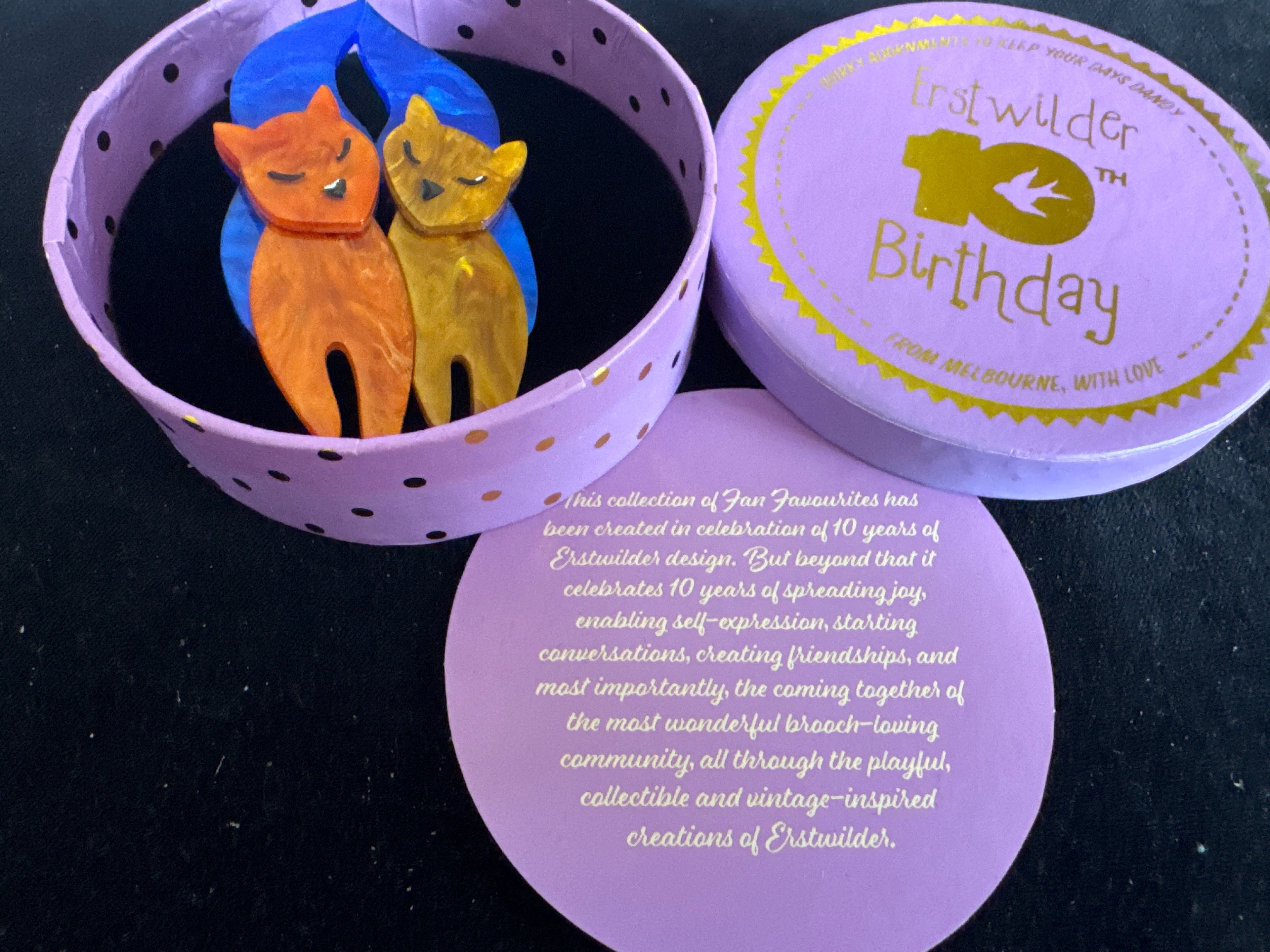 ERSTWILDER  10th BIRTHDAY- THE LOVECATS  - RESIN BROOCH RETIRED