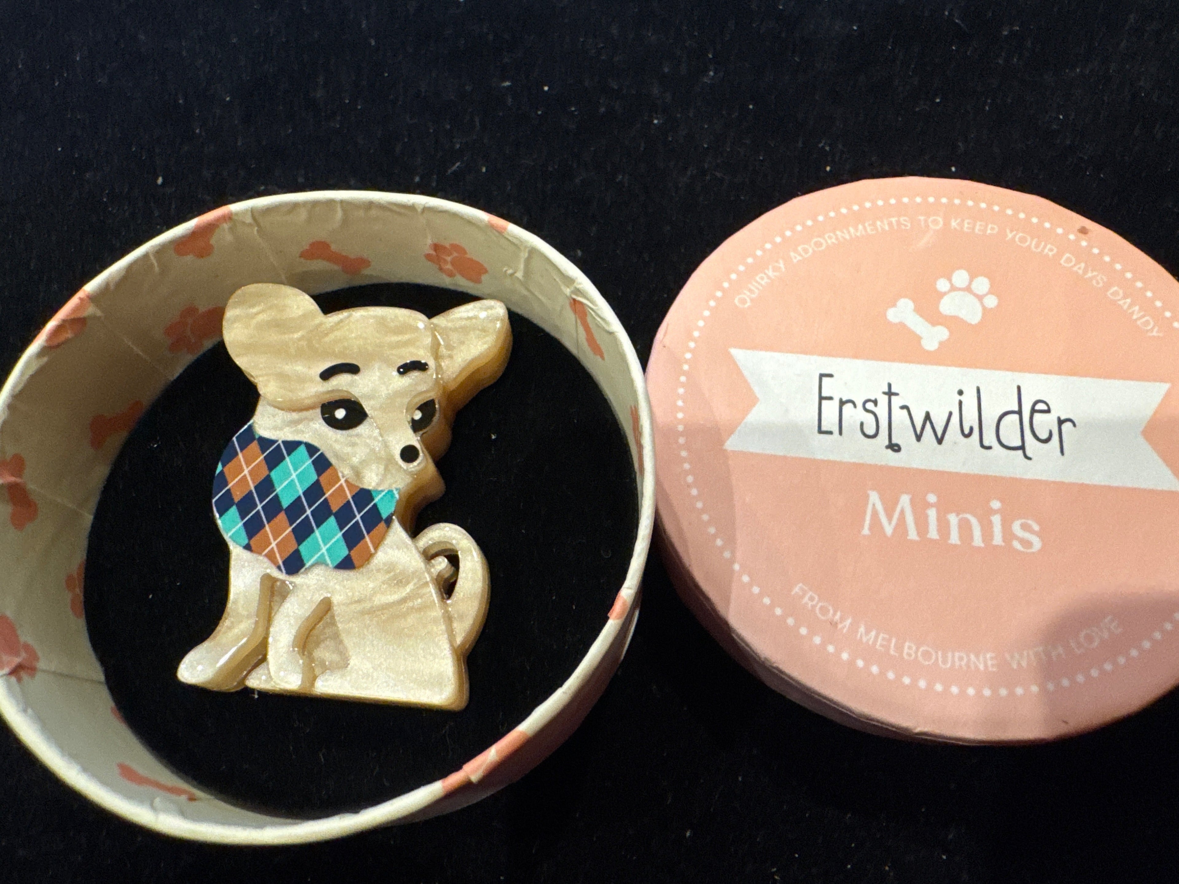 ERSTWILDER MINIS -CHI CHI CHIHUAHUA- RETIRED