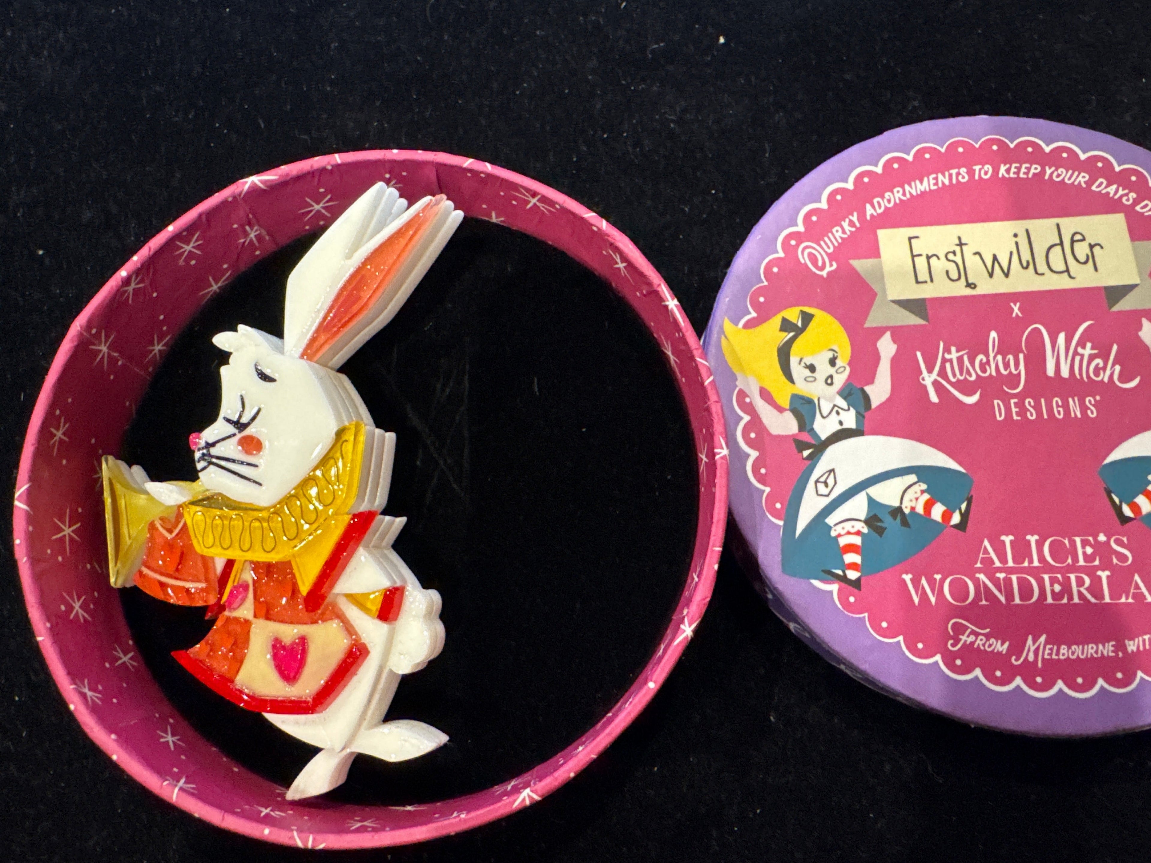 ERSTWILDER KITSCHY WITCH- THE WHITE RABBIT ANNOUNCES-  RESIN BROOCH