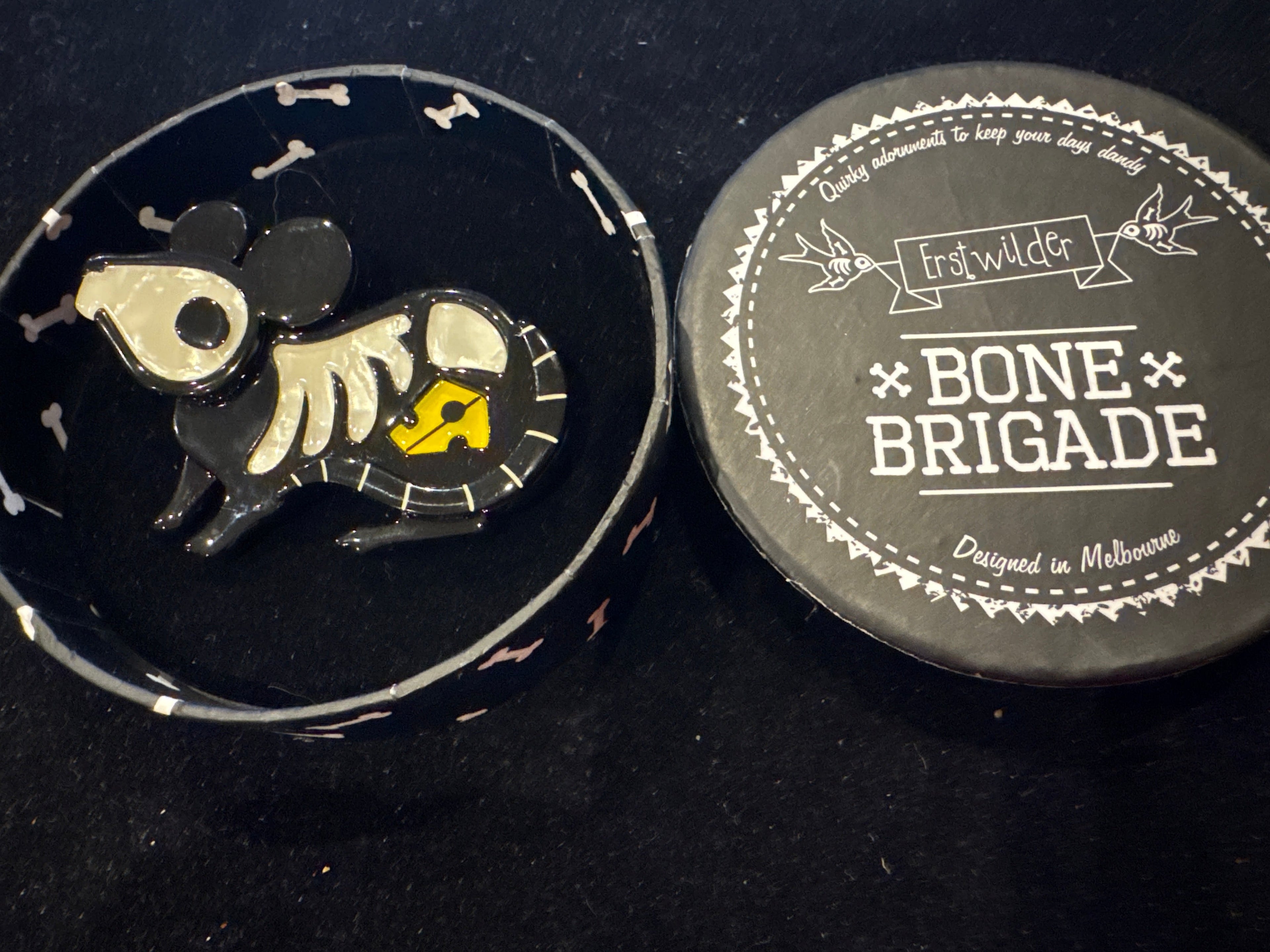 ERSTWILDER BONE BRIGADE- MOUSY MISCHIEF- RESIN BROOCH