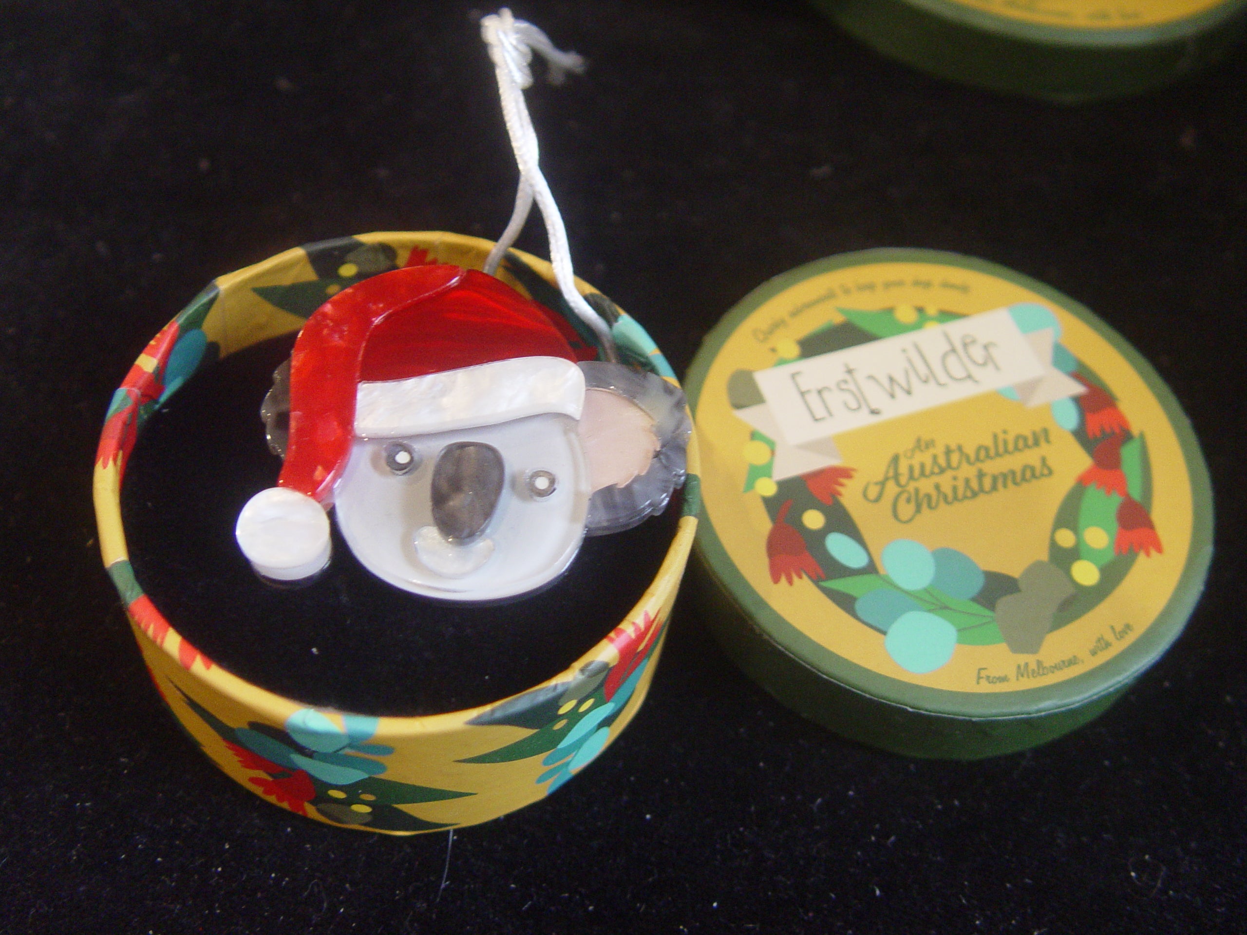 ERSTWILDER AN AUSTRALIAN CHRISTMAS MINIATURE - TASSIE CLAUS - RETIRED