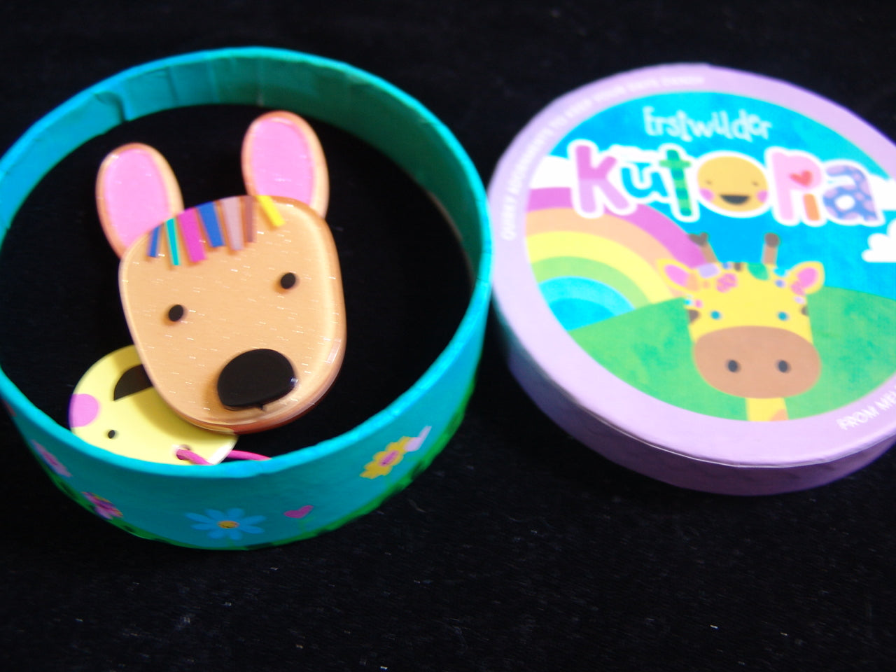 ERSTWILDER KUTOPIA - KAYE THE KANGAROO -  RESIN BROOCH
