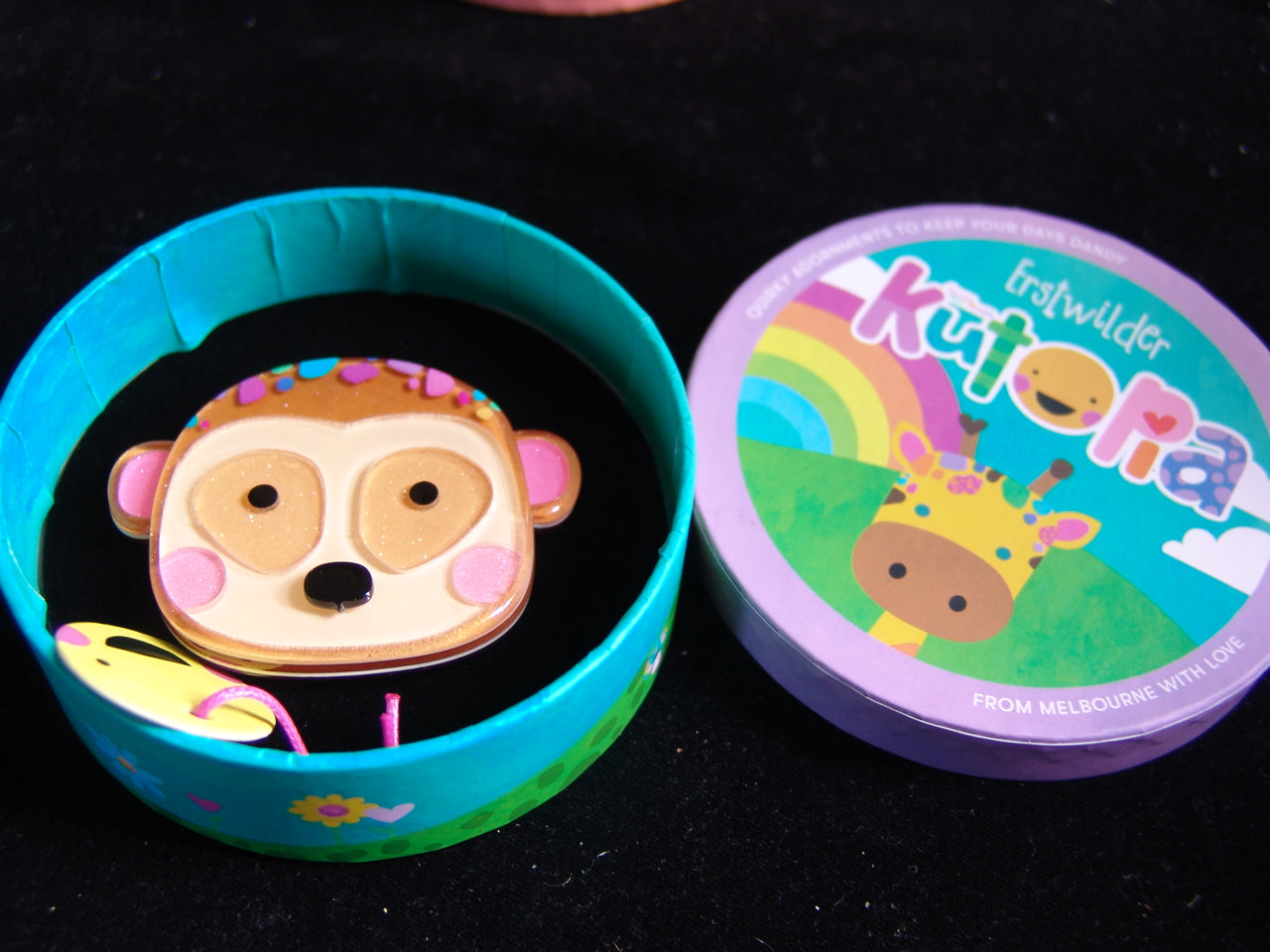 ERSTWILDER KUTOPIA - MIAH MEERKAT  -  RESIN BROOCH