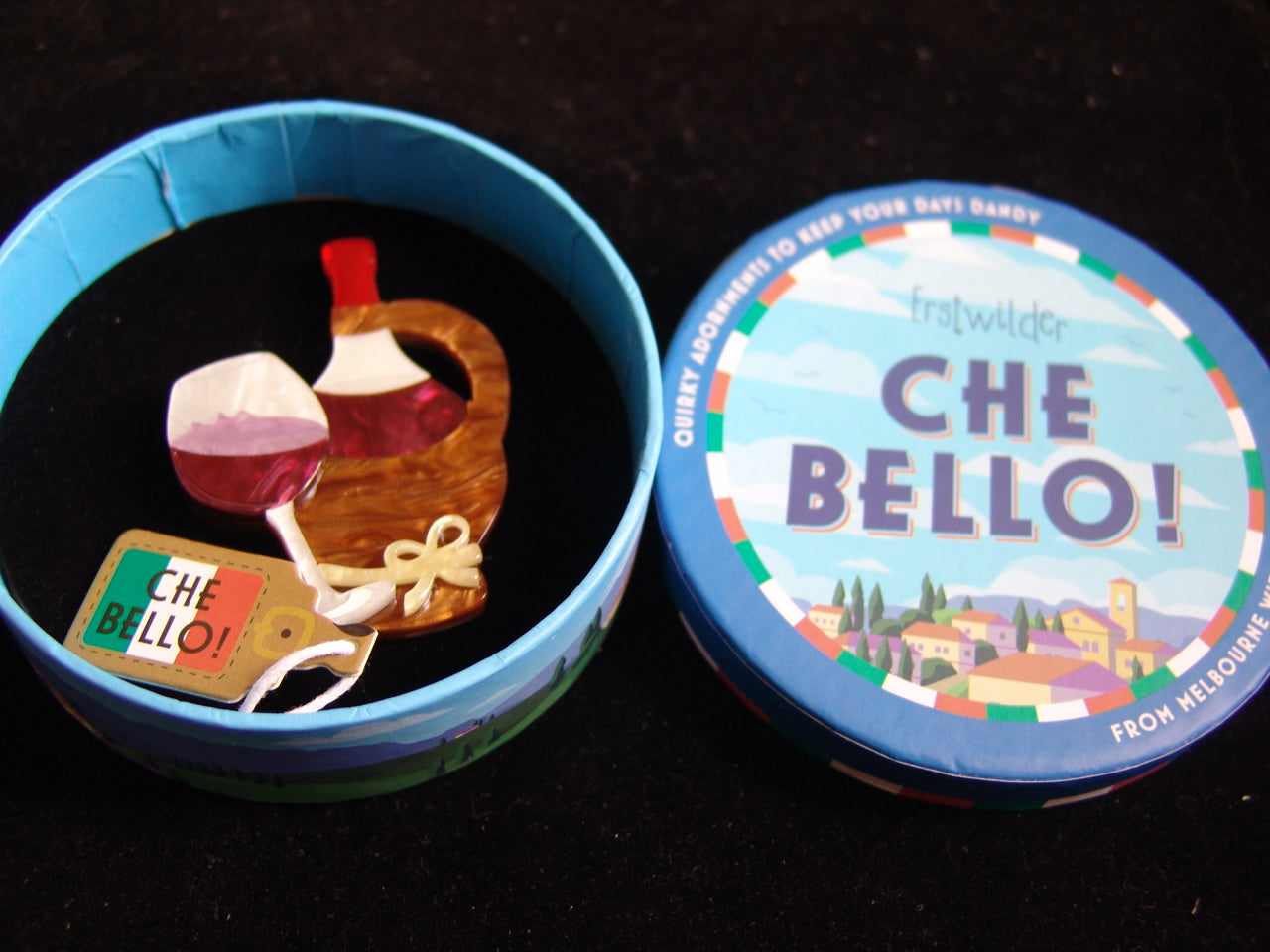 ERSTWILDER CHE BELLO - VINO ROSSO - RESIN BROOCH