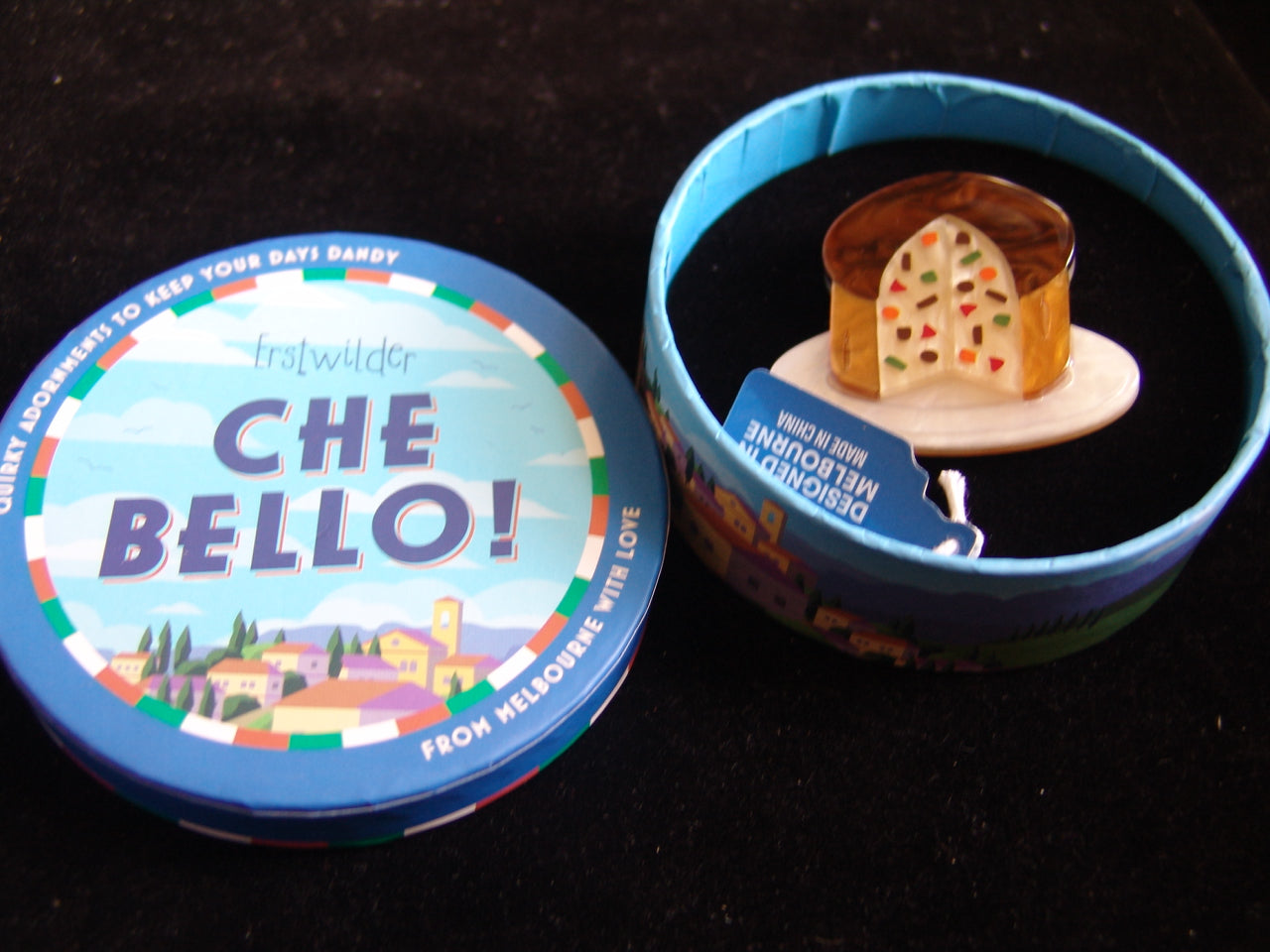 ERSTWILDER CHE BELLO - LITTLE BIG BREAD- RESIN BROOCH