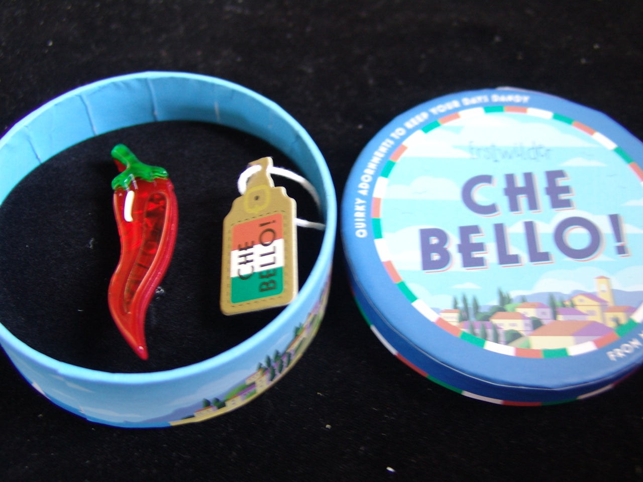 ERSTWILDER CHE BELLO - LUCKY LITTLE HORN- RESIN BROOCH