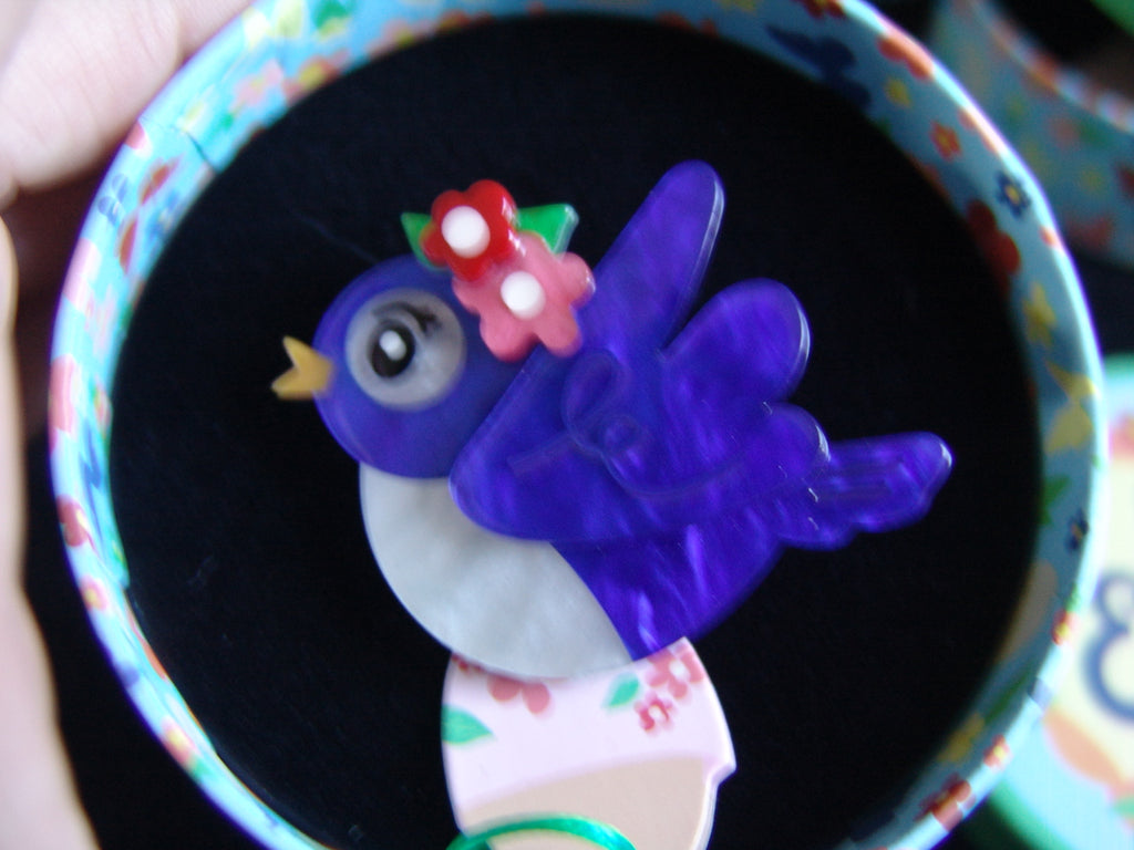 ERSTWILDER HOPPY EASTER - LOVE'S OFFSPRING -RESIN BROOCH