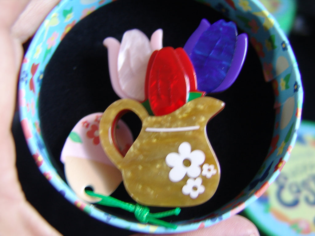ERSTWILDER HOPPY EASTER - TRIO OF TULIPS -RESIN BROOCH
