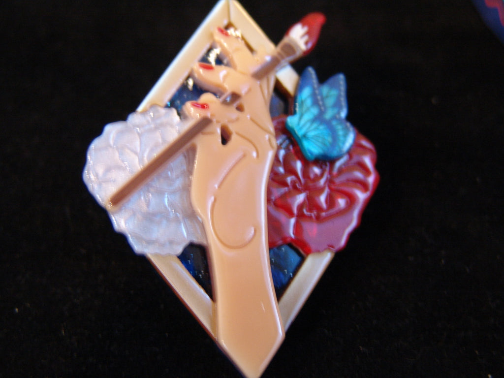 ERSTWILDER FRIDA KAHLO -BY FRIDA'S HAND- RESIN BROOCH