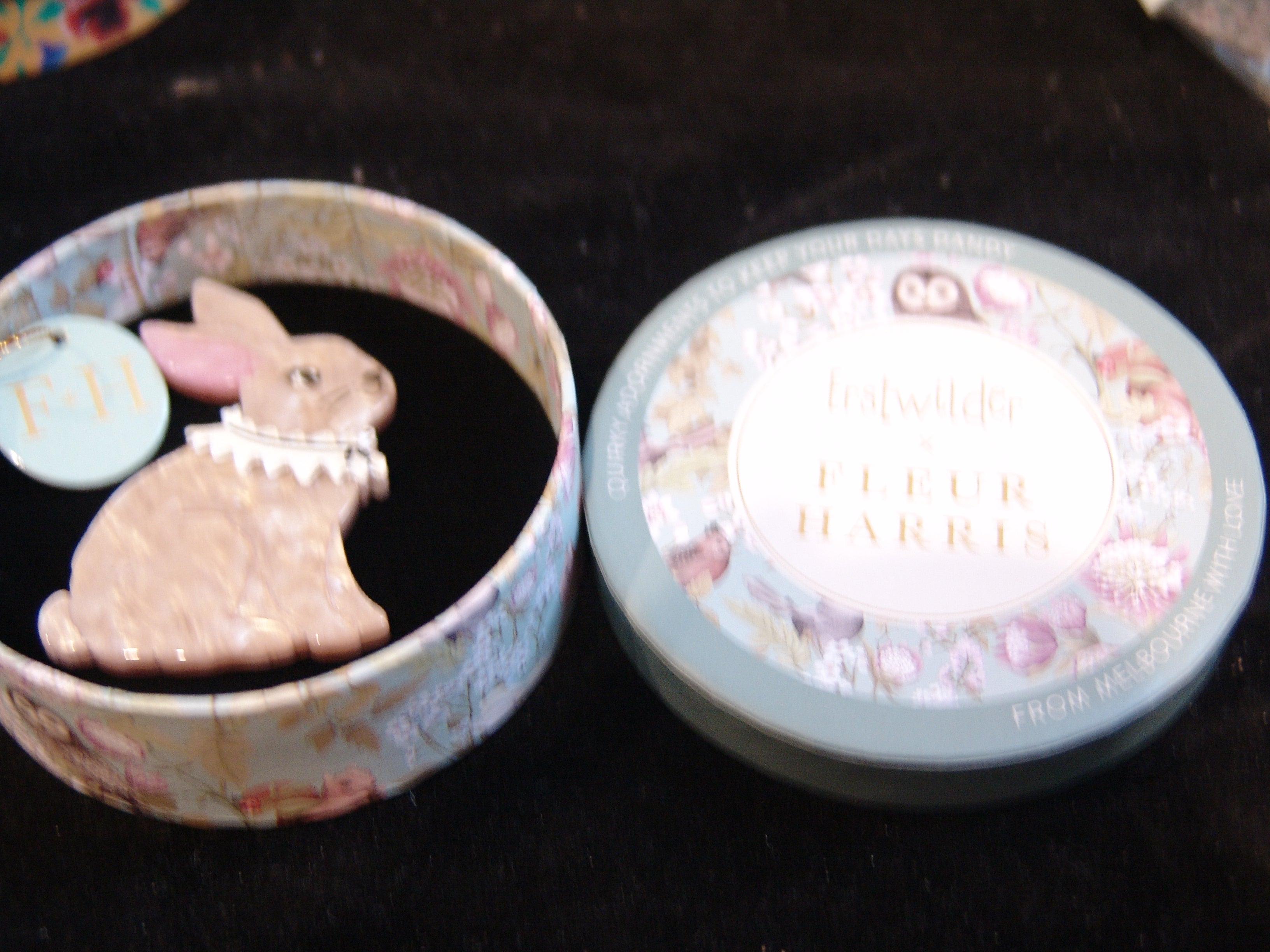 ERSTWILDER  FLEUR HARRIS - DAINTY BUNNY - RESIN BROOCH