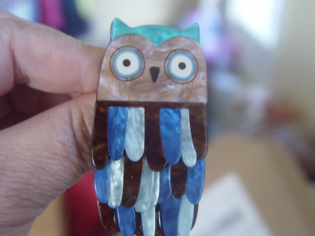 ERSTWILDER TERRY RUNYAN - FEATHER DRESS- RESIN BROOCH