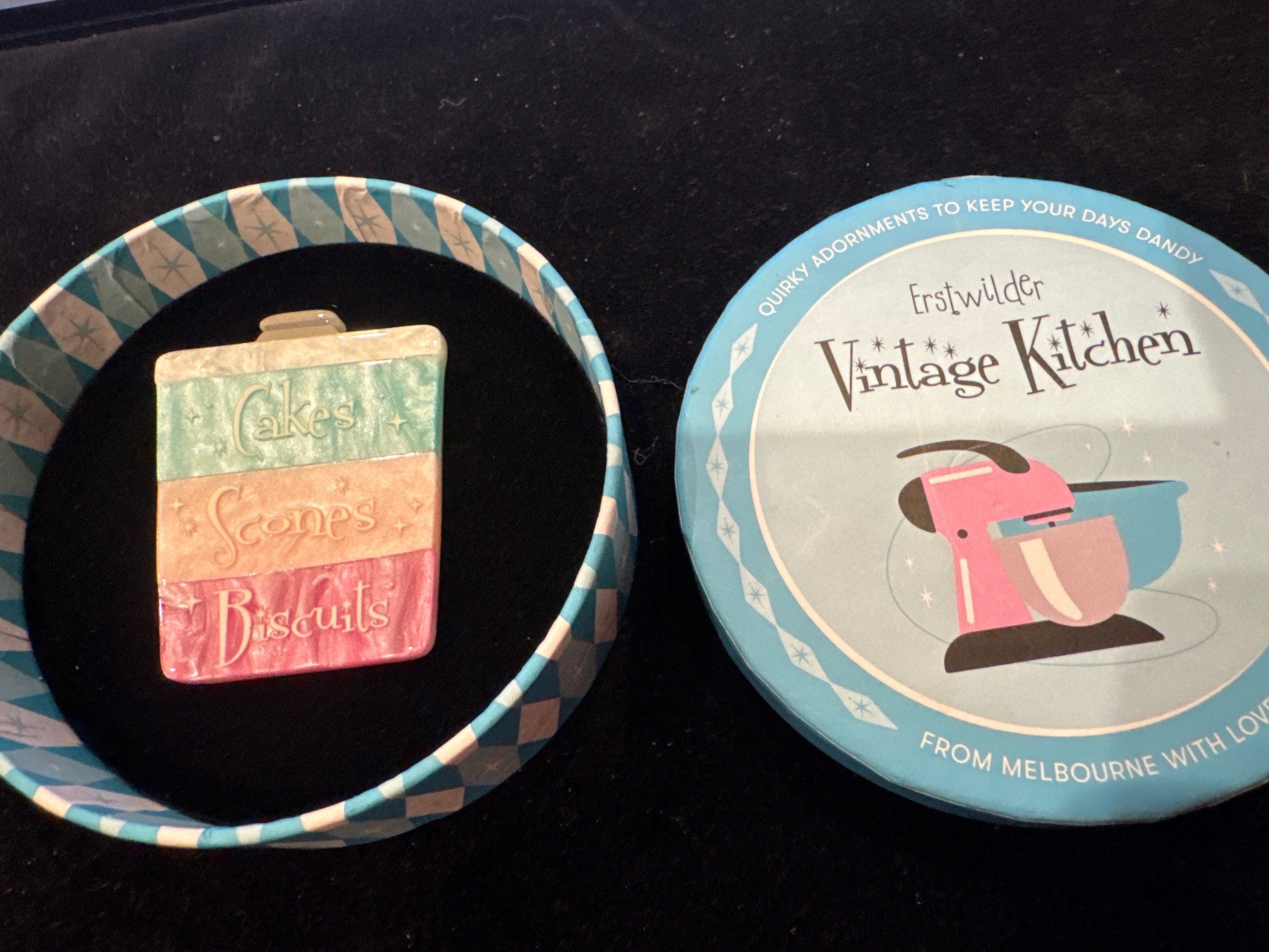 ERSTWILDER VINTAGE KITCHEN BLUE- EVERYONE'S FAVOURITE TINS- RESIN BROOCH