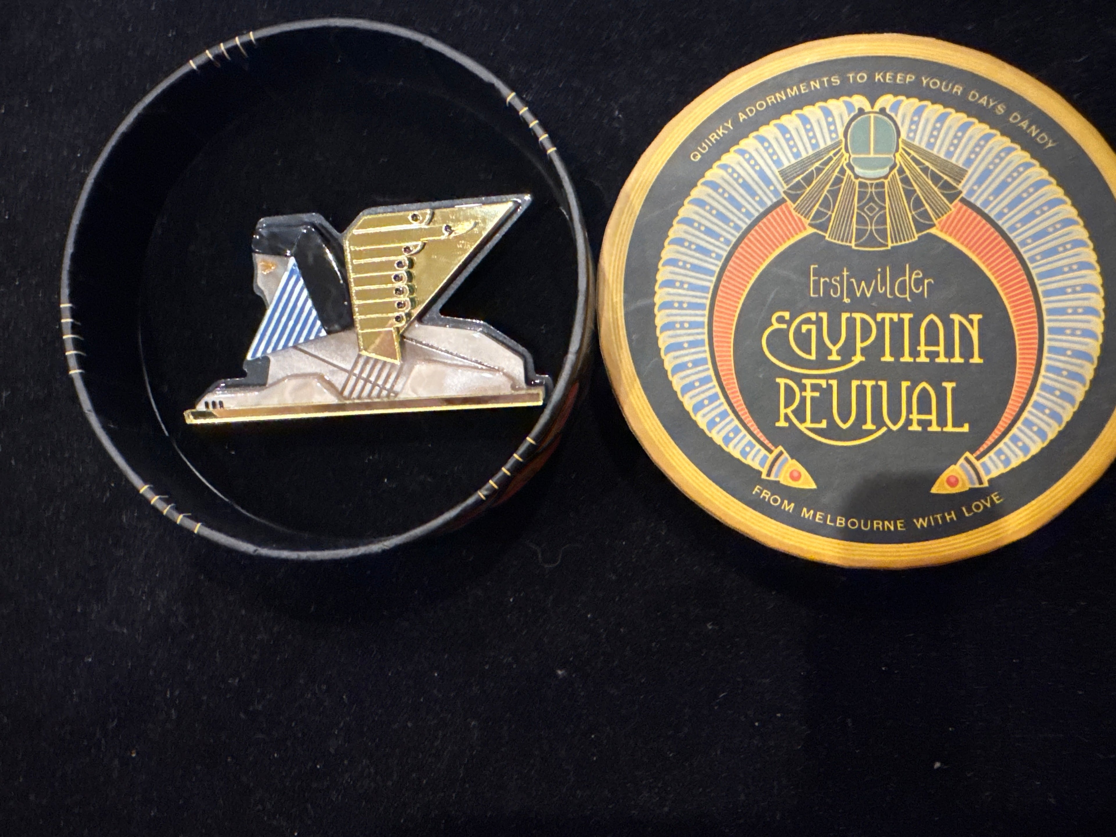 ERSTWILDER  EGYPTIAN REVIVAL-THE GREAT SPHINX- RESIN BROOCH RETIRED