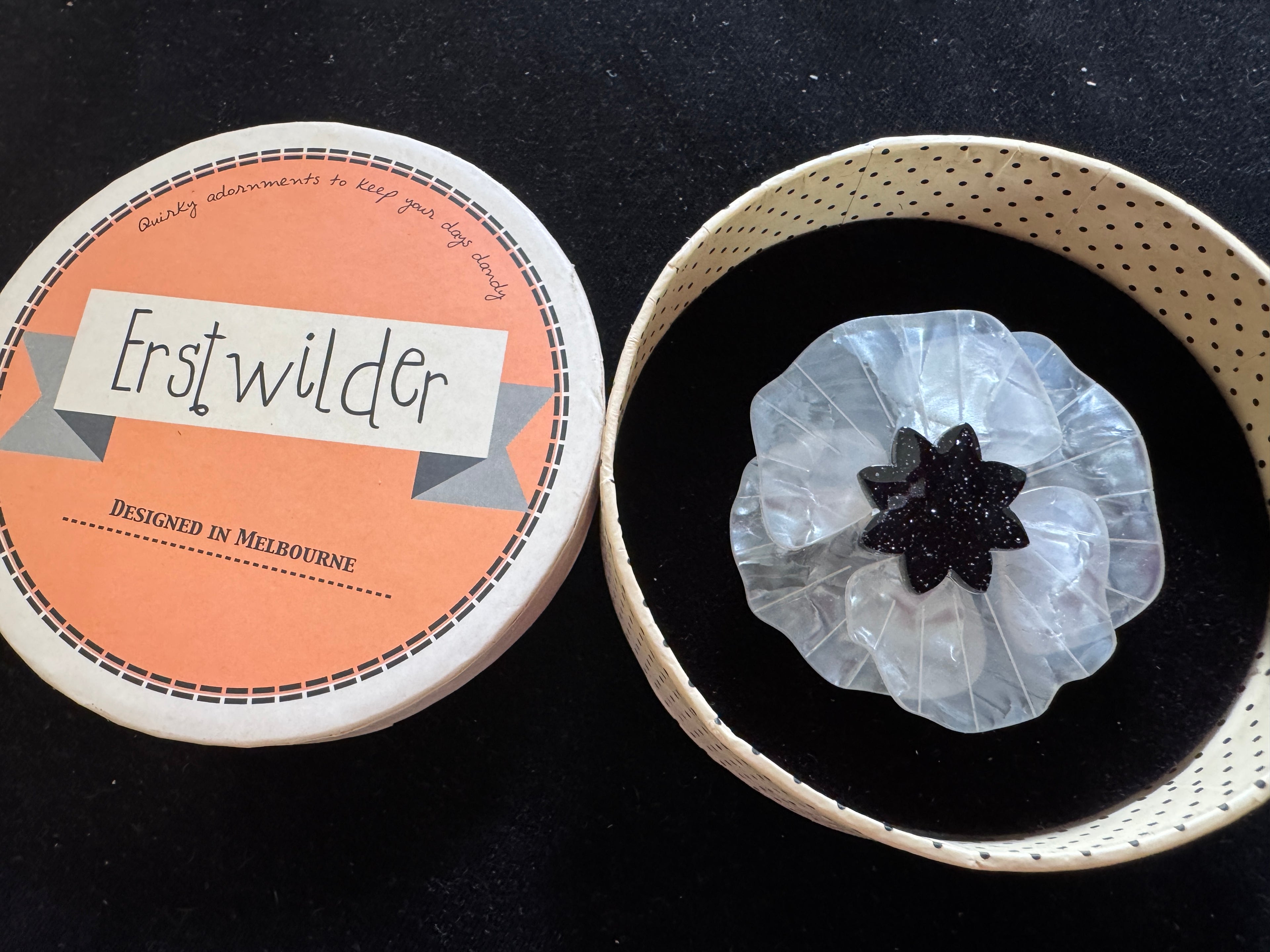 ERSTWILDER REMEMBRANCE -POPPY FIELD(WHITE) - RESIN BROOCH