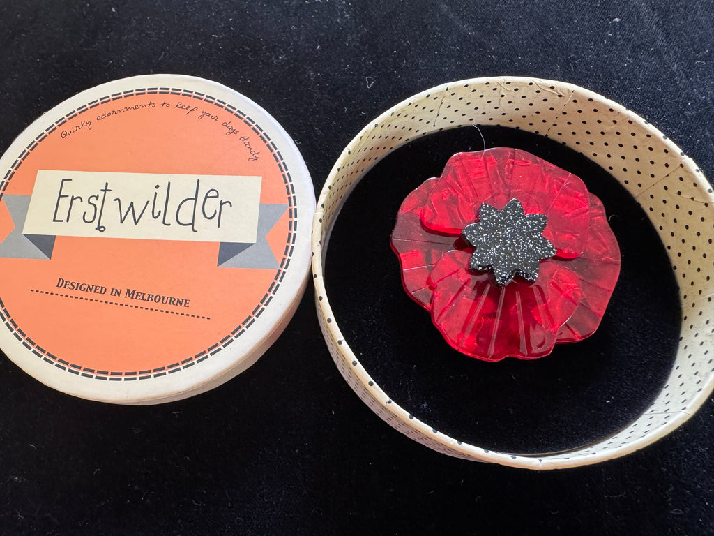 ERSTWILDER REMEMBRANCE -POPPY FIELD MINIATURE(RED)- RESIN BROOCH