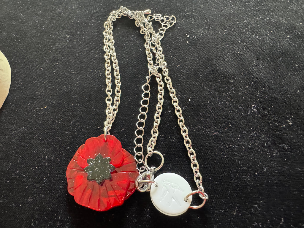 ERSTWILDER REMEMBRANCE -POPPY FIELD NECKLACE(RED)- RESIN BROOCH