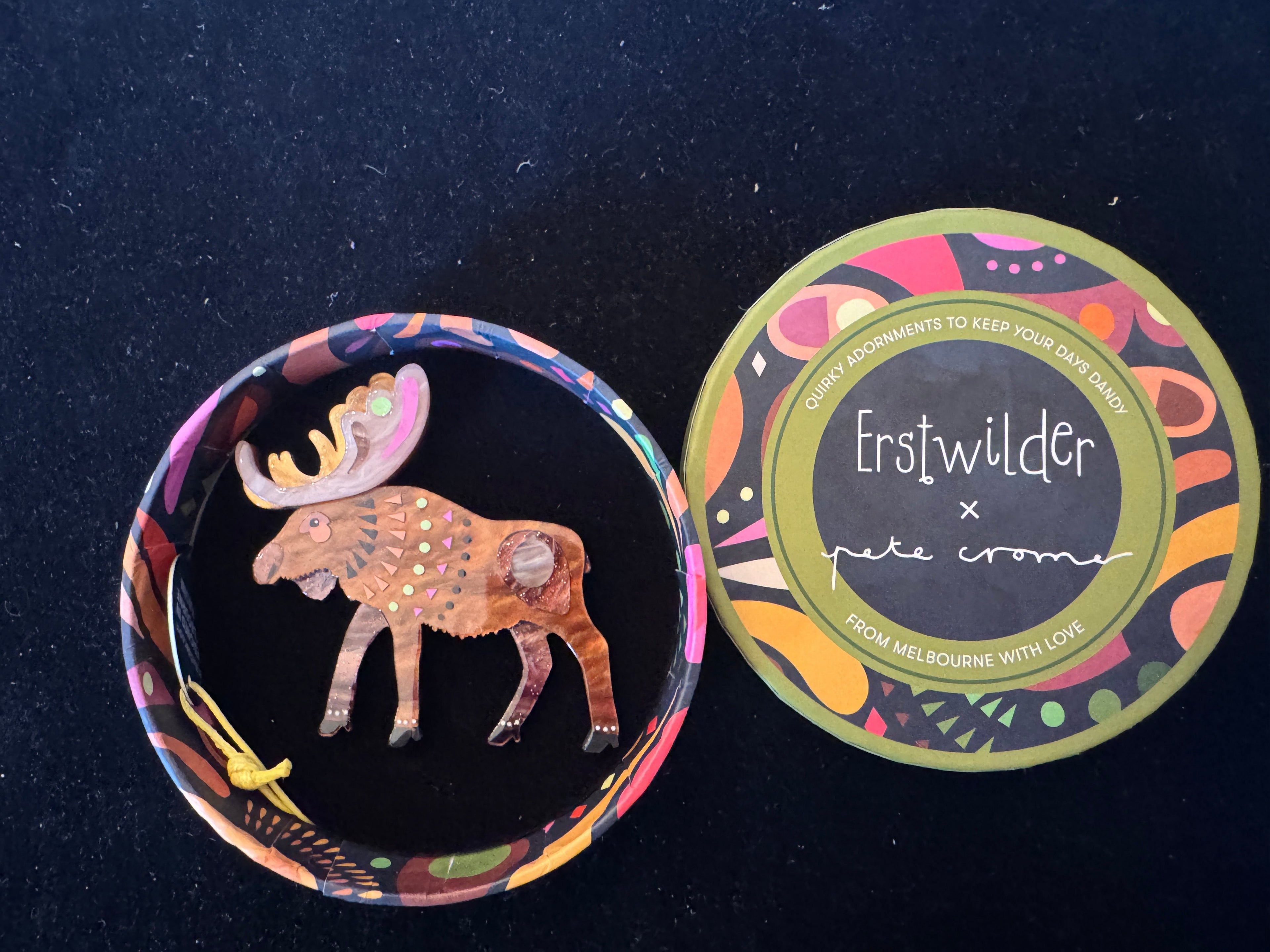 ERSTWILDER PET CROMER AMERICAN THE MAJESTIC MOOSE - Resin Brooch