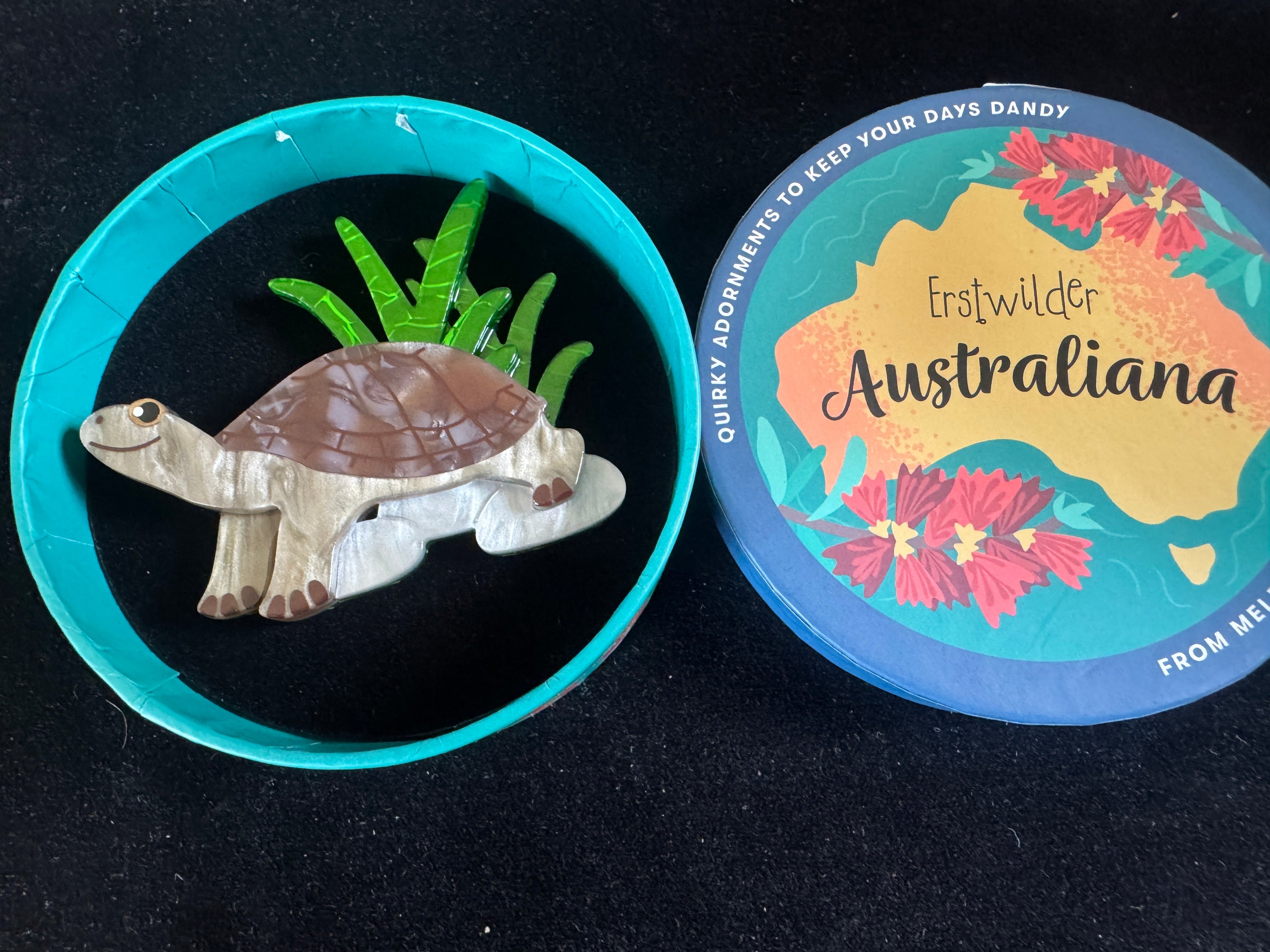 ERSTWILDER AUSTRALIANA COLLECTION RHEO THE RIVER TURTLE - RESIN BROOCH