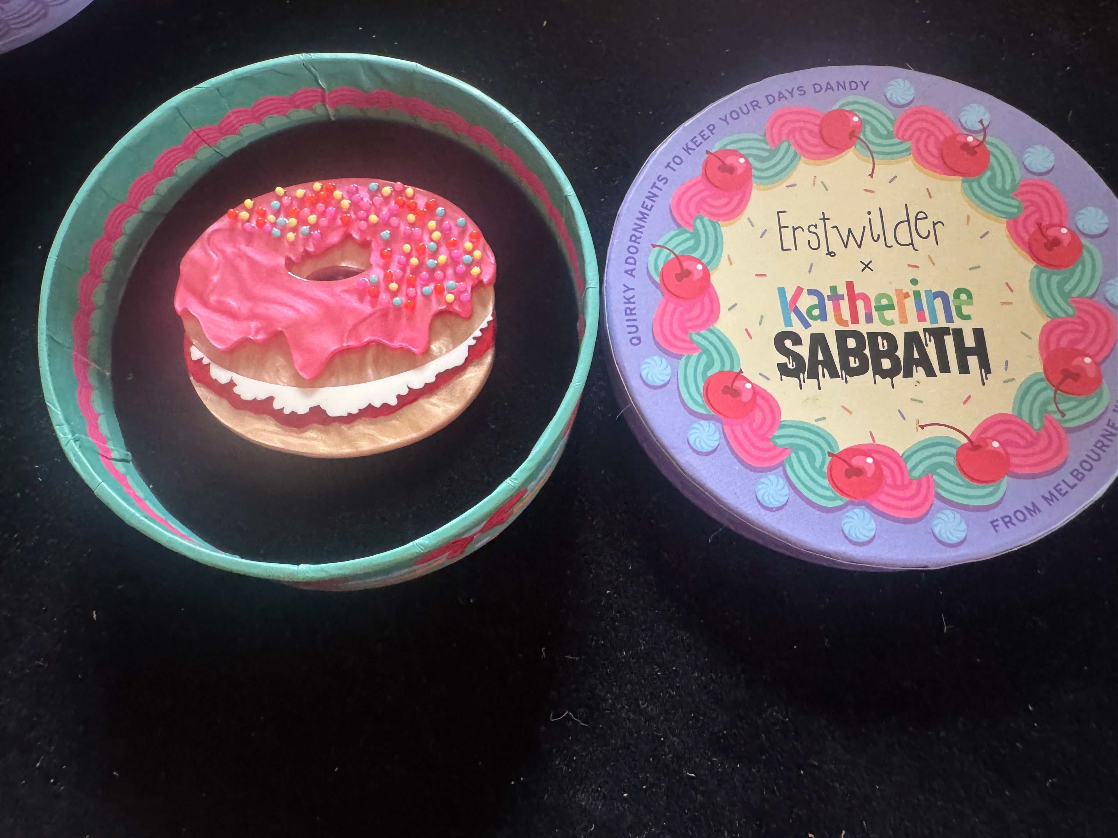 ERSTWILDER KATHERINE SABBATH - DONUT  CAKE - RESIN BROOCH
