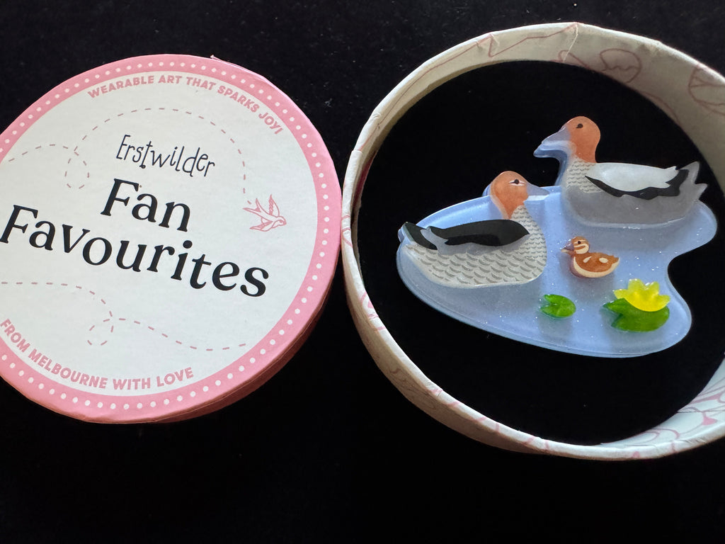 ERSTWILDER FAN FAVOURITES 2026 - DUCKS AND DRAKES - RESIN BROOCH