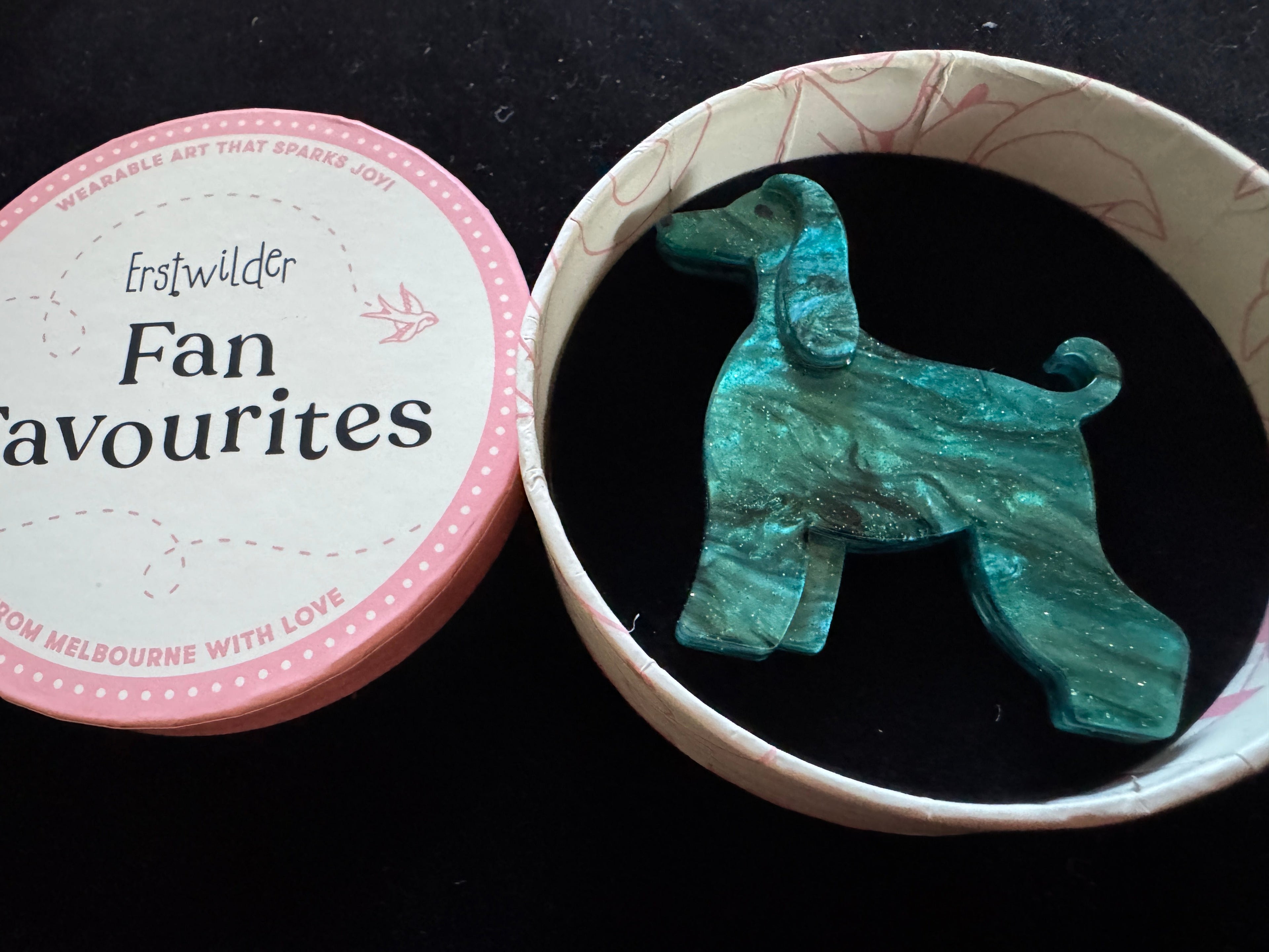 ERSTWILDER FAN FAVOURITES 2026 - AINSLEE THE AFGHAN HOUND - RESIN BROOCH